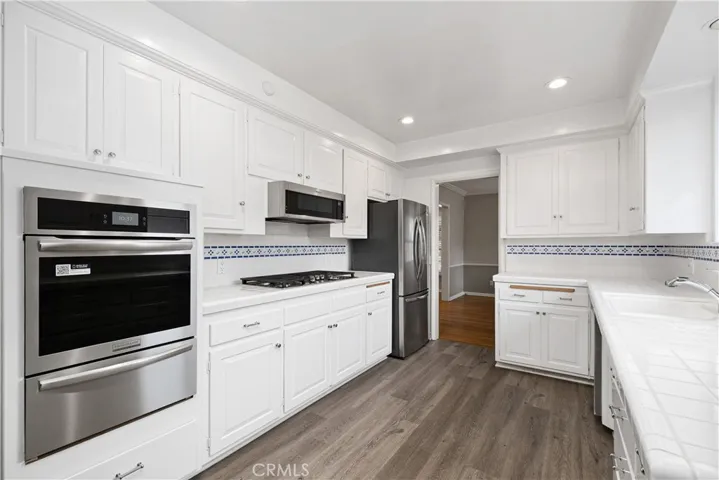 1740 Palos Verdes Drive W, Palos Verdes Estates, California 90274