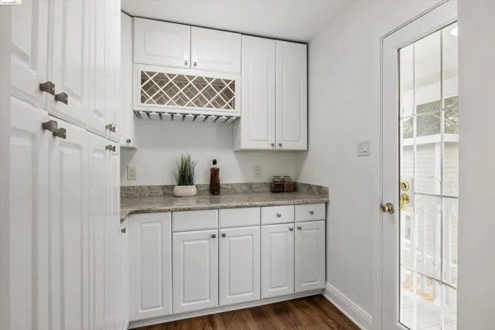 24431 2nd St, Hayward, California 94541-6742