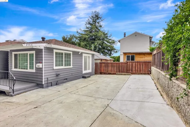 24431 2nd St, Hayward, California 94541-6742