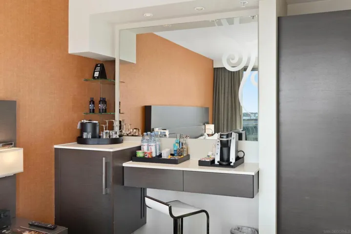 207 5th Ave 1014, San Diego, California 92101