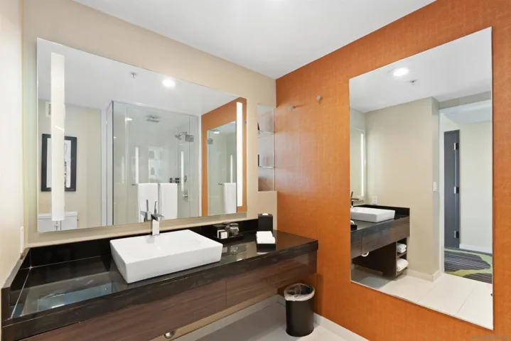 207 5th Ave 1014, San Diego, California 92101