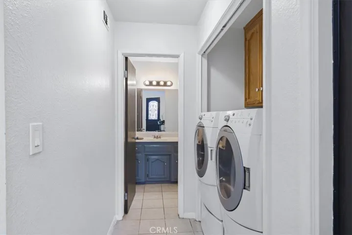 5670 West Mall, Atascadero, California 93422