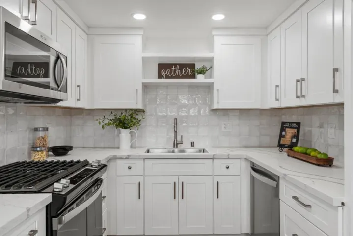 6206 Mayhews Landing Road, Newark, California 94560