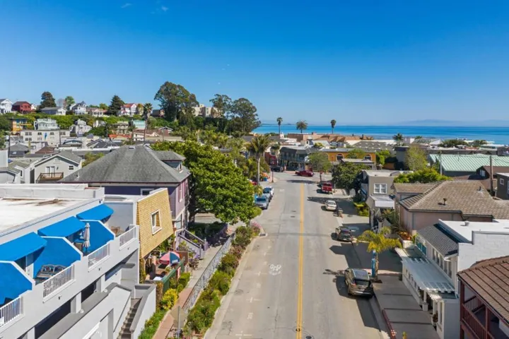 709 Riverview Drive, Capitola, California 95010