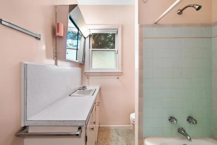 709 Riverview Drive, Capitola, California 95010