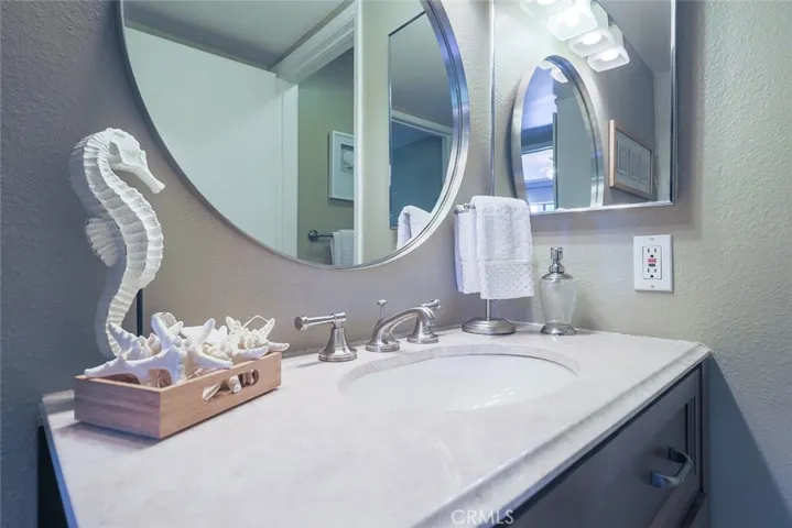 Main bathroom