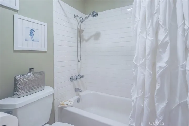Main bathroom