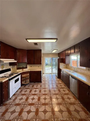 2537 W Avenue 30, Los Angeles, California 90065