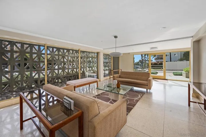 2701 2nd Ave #105, San Diego, California 92103