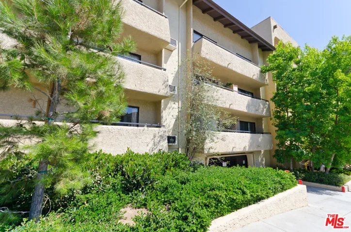 10982 Roebling Avenue 461, Los Angeles, California 90024