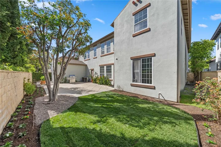 23 Winslow Street, Ladera Ranch, California 92694