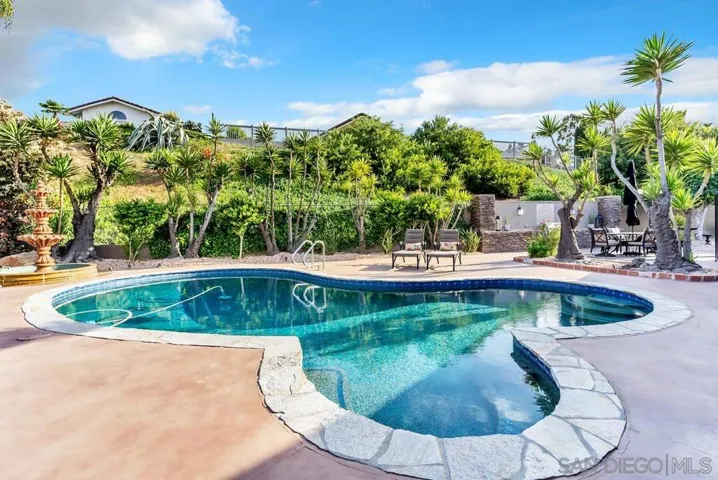 17215 Regalo Ln, San Diego, California 92128