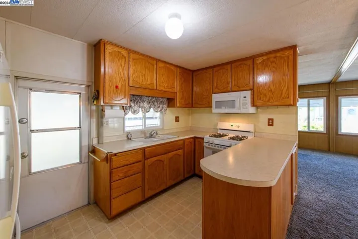 711 Old Canyon Rd., Fremont, California 94536