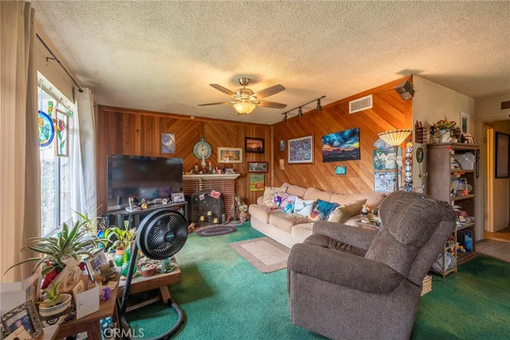 20371 Somerville Lane, Huntington Beach, California 92646
