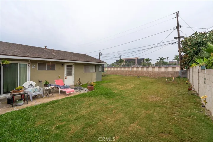20371 Somerville Lane, Huntington Beach, California 92646