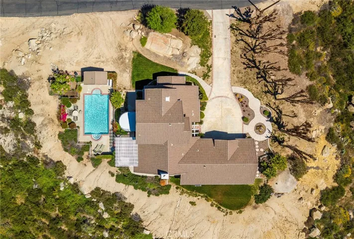 27715 Hemet Street, Hemet, California 92544