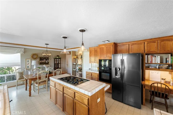 27715 Hemet Street, Hemet, California 92544