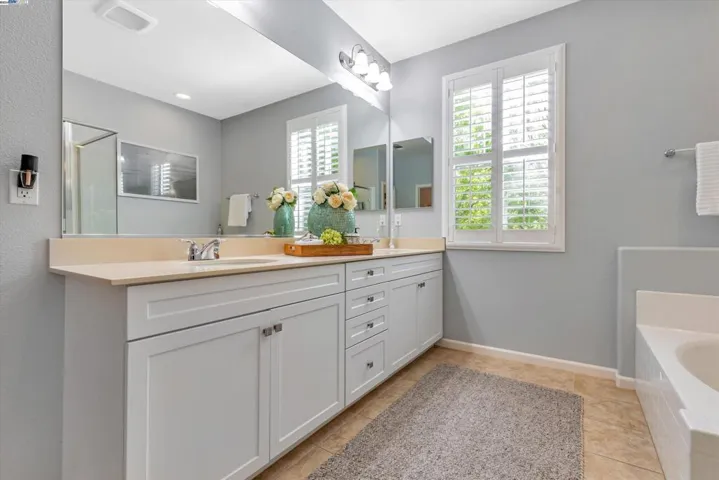 332 Macarthur Way, Brentwood, California 94513