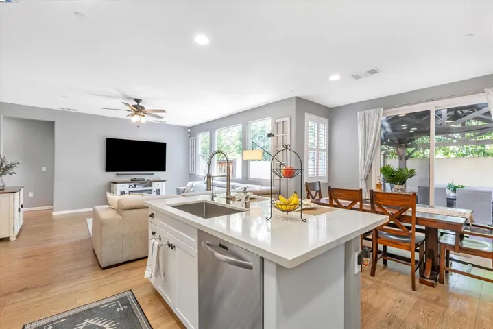 332 Macarthur Way, Brentwood, California 94513