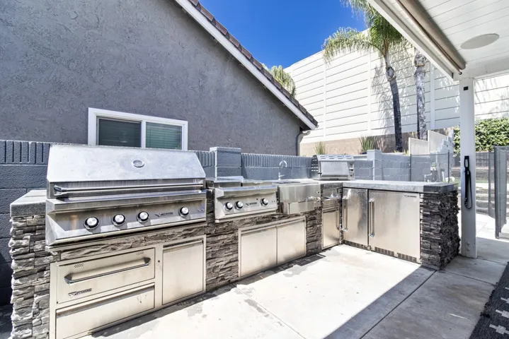 7719 E Northfield Avenue, Anaheim Hills, California 92807