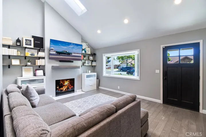 7719 E Northfield Avenue, Anaheim Hills, California 92807