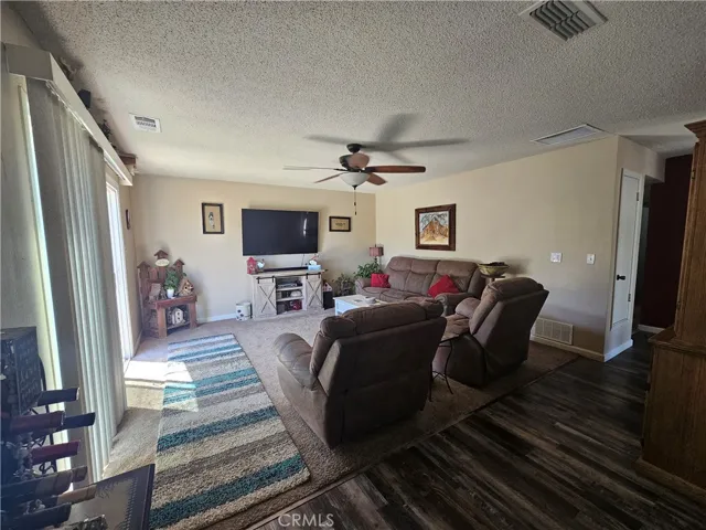 998 Bel Air Drive, Merced, California 95340