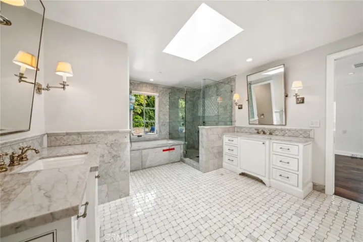 89 S La Senda Drive, Laguna Beach, California 92651