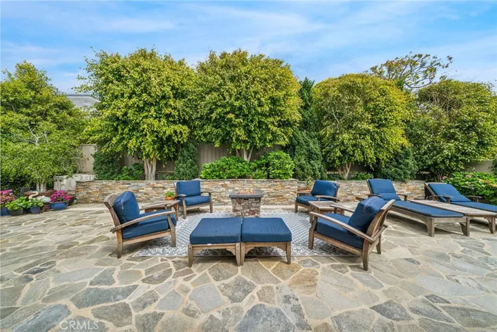 89 S La Senda Drive, Laguna Beach, California 92651