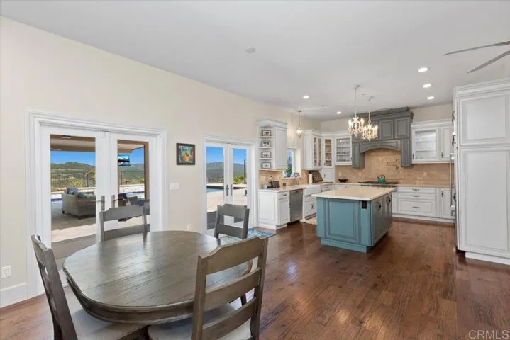 21219 Questhaven Road, San Marcos, California 92078