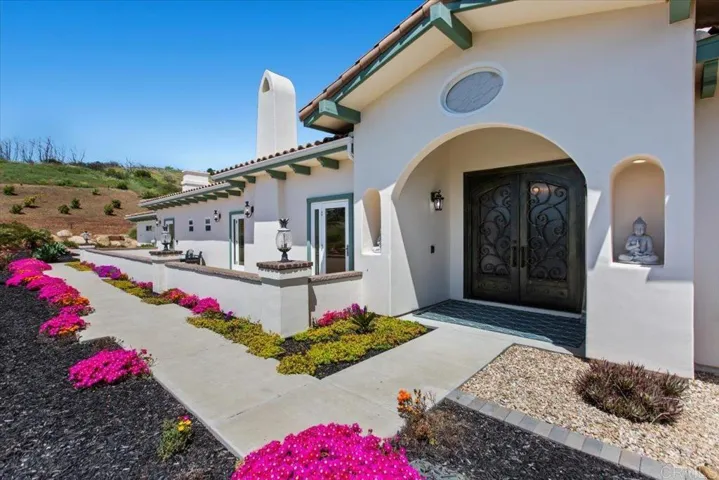 21219 Questhaven Road, San Marcos, California 92078