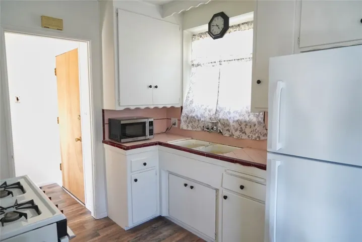 2849 Kelly Lane, Pomona, California 91767