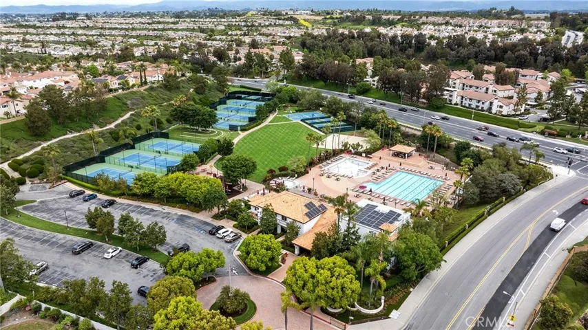 28542 Las Arubas, Laguna Niguel, California 92677