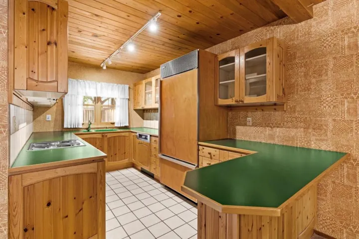 1371 Sydney Drive, Sunnyvale, California 94087