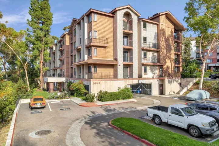 5980 Dandridge Lane 232, San Diego, California 92115