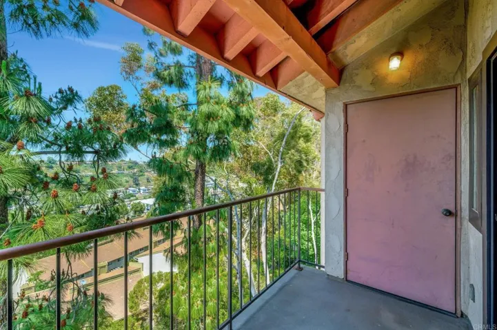 5980 Dandridge Lane 232, San Diego, California 92115