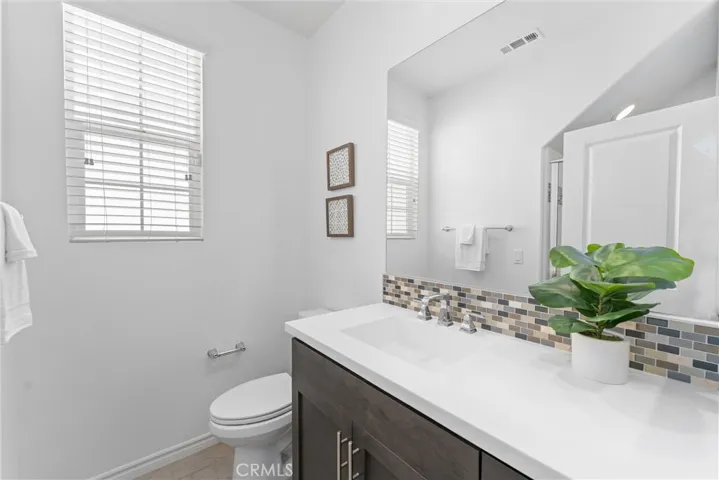 downstairs full bathroom