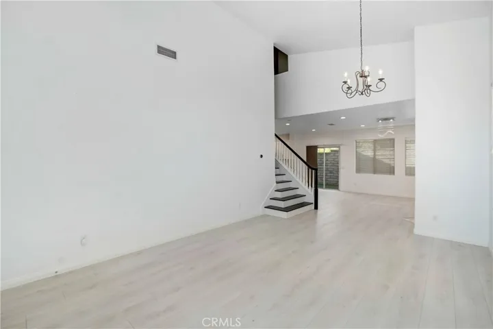 28349 Willow Court, Saugus, California 91350