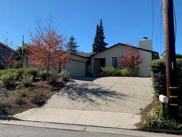 621 Park Way, Santa Cruz, California 95065