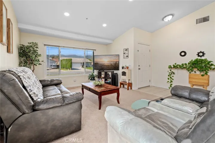 2865 W Rancho Vista Drive, Rialto, California 92377