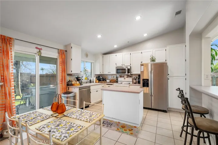 2865 W Rancho Vista Drive, Rialto, California 92377