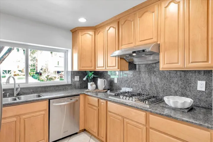 365 Dennis Avenue, Sunnyvale, California 94086