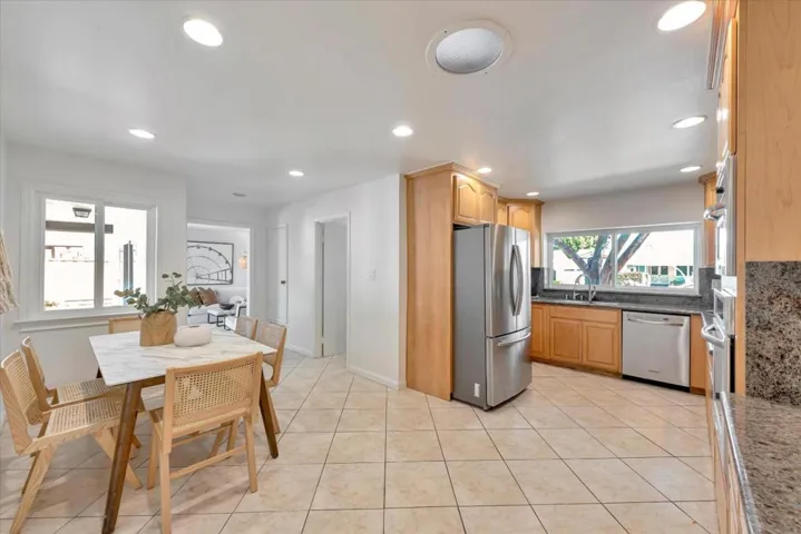 365 Dennis Avenue, Sunnyvale, California 94086