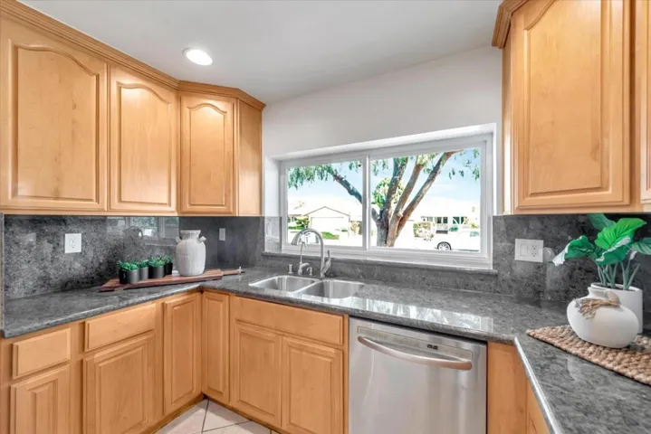 365 Dennis Avenue, Sunnyvale, California 94086