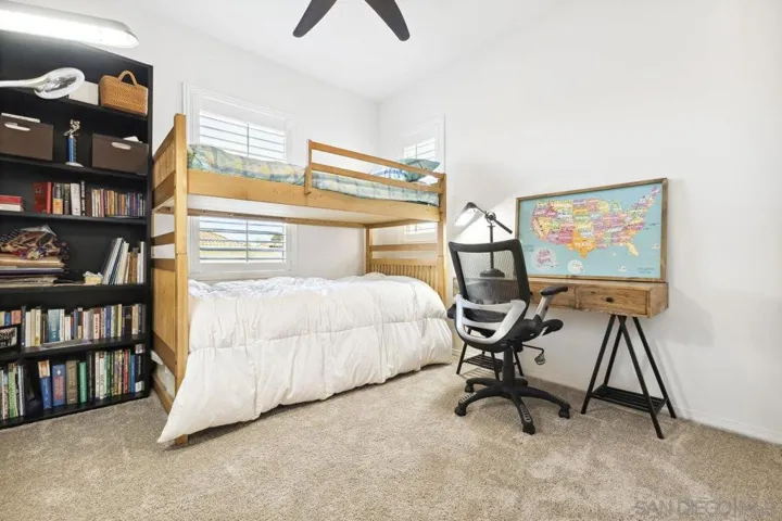 2017 Madrone Ln, Vista, California 92084