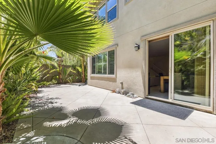 2017 Madrone Ln, Vista, California 92084