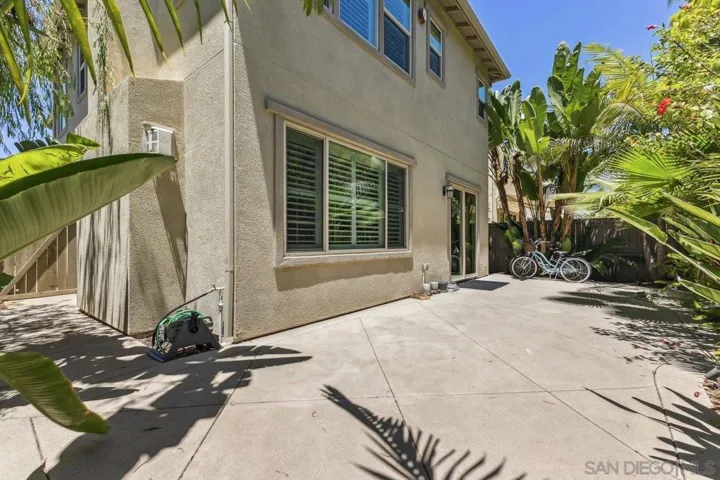 2017 Madrone Ln, Vista, California 92084