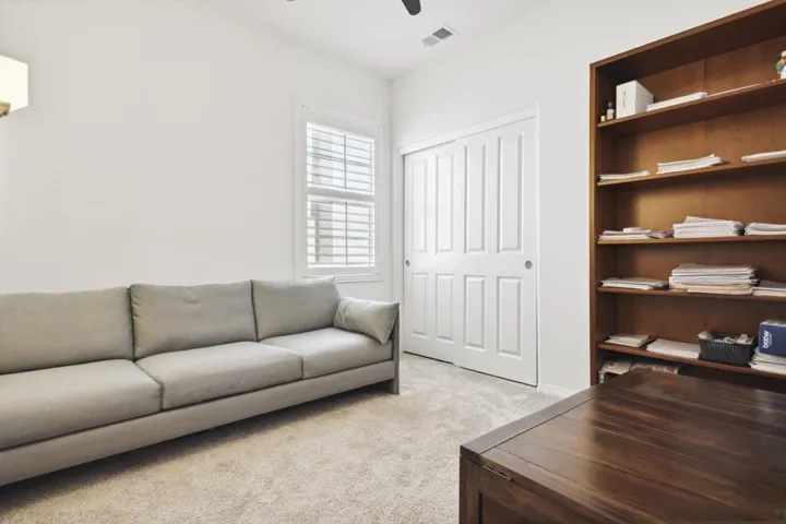 2017 Madrone Ln, Vista, California 92084