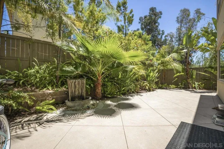 2017 Madrone Ln, Vista, California 92084