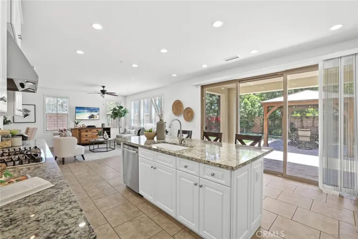 10 Oleander, Lake Forest, California 92630