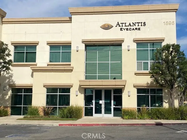 1595 E 17th Street, Santa Ana, California 92705